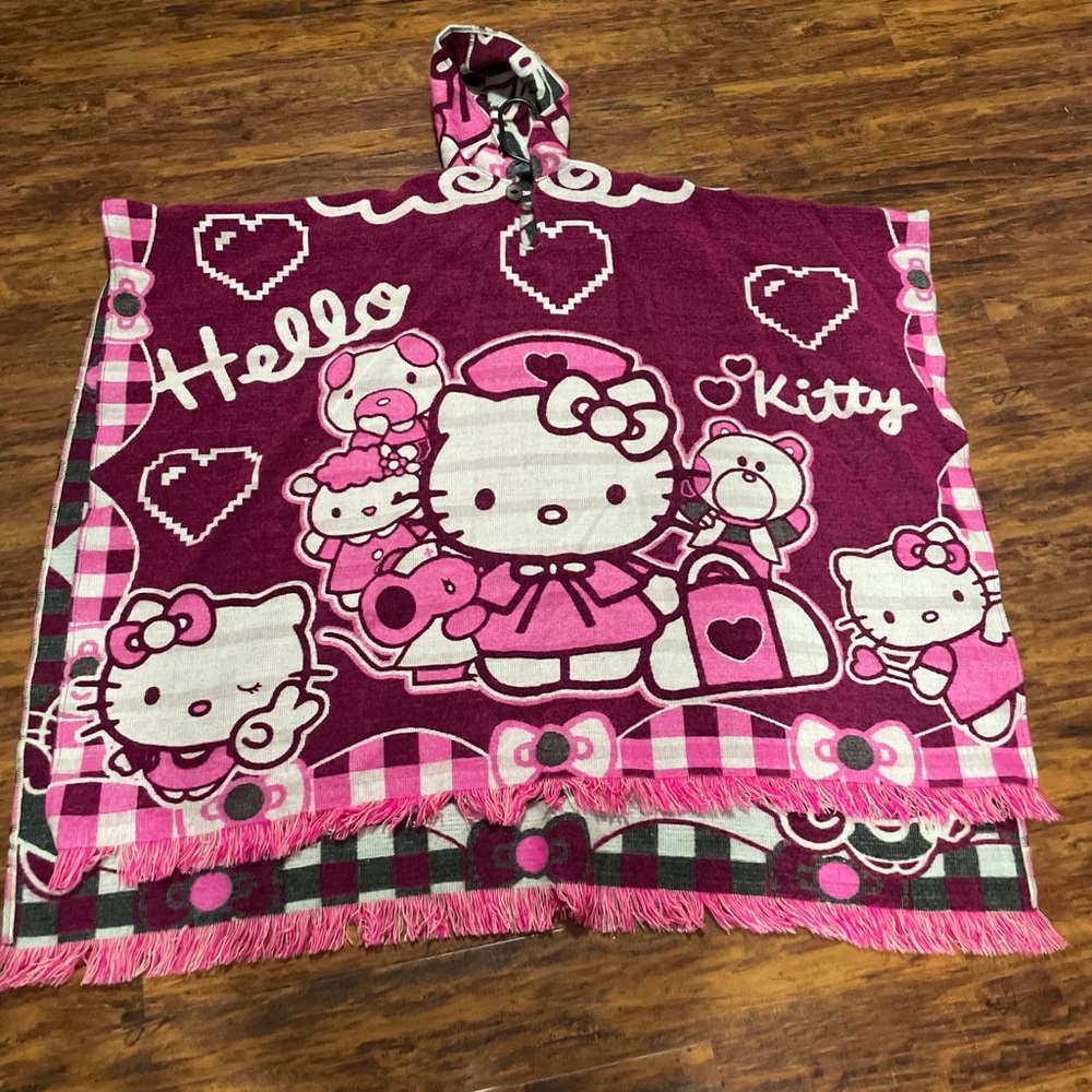 Hello Kitty Hooded Poncho medium